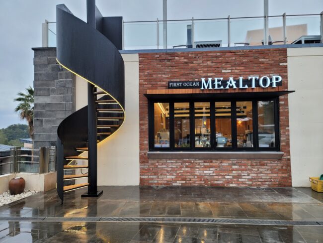 야외매장LED원형철판고급계단