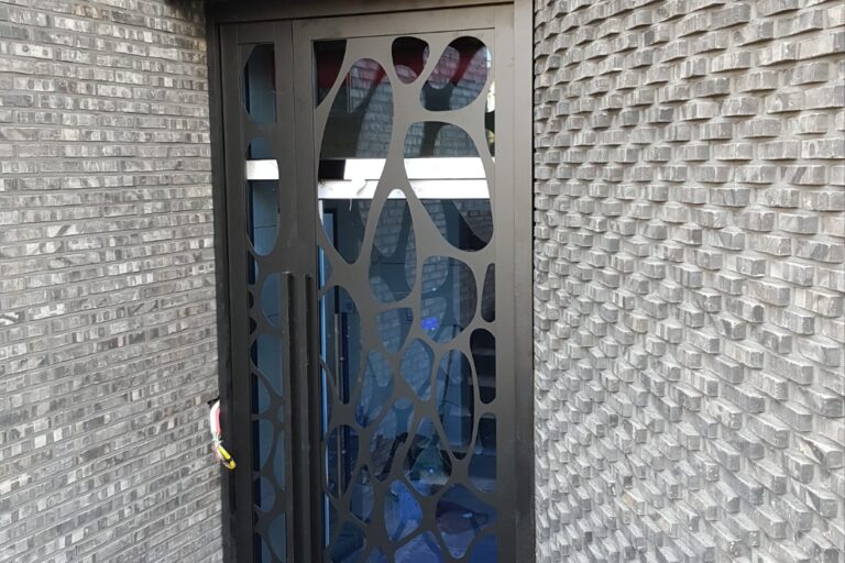 라운드문양현관문제작