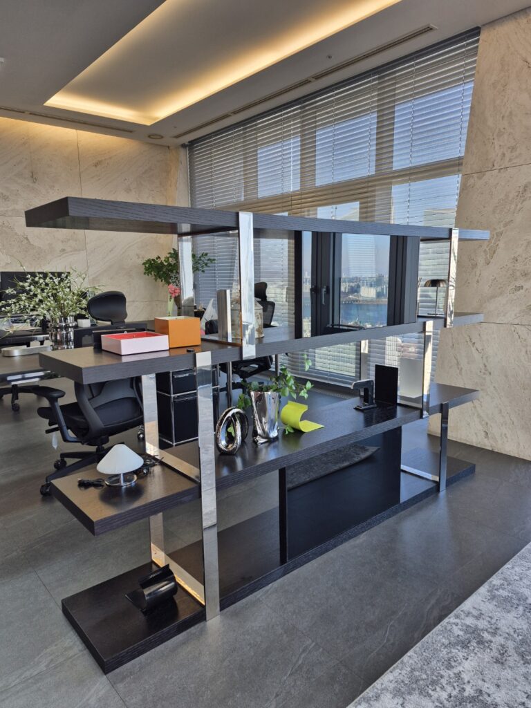 에스제이금속 모던하고 세련된 선반 유닛 추천: 진열·수납·분리 기능까지 한 번에